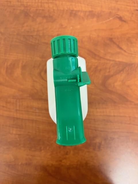 Mosquito Magician Ready to Use Hose Sprayer - Holds 32 Fl Oz of Liquid - Refillable - Kills Mosquitoes Fleas and Fire Ants - for Yards Lawns Patios - with Essential Oils - Mint