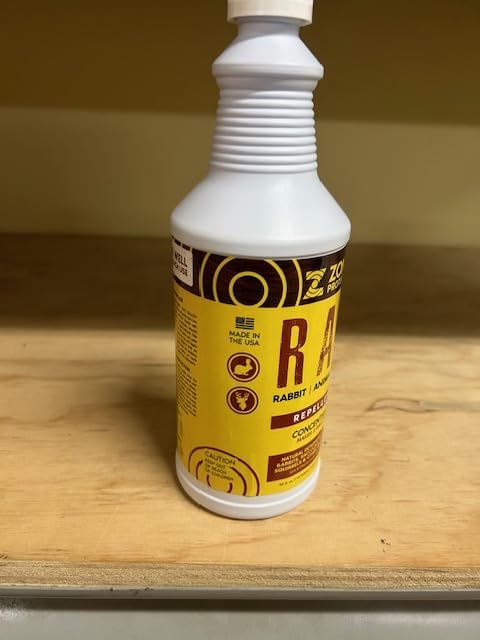 R.A.D. Rabbit Animal Deer Repellent Concentrate – 32oz Natural Formula Keeps Deer Rabbits and Critters Out of Garden and Flower Beds