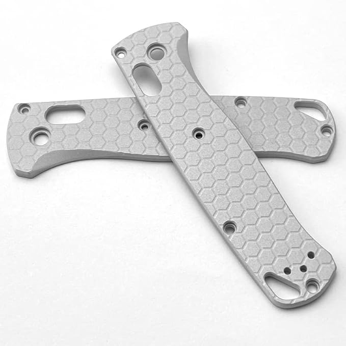 1 Pair Custom Aluminum Alloy Scales Fits for Bugout 535 CNC Handle Patch with Honeycomb Pattern DIY Accessory