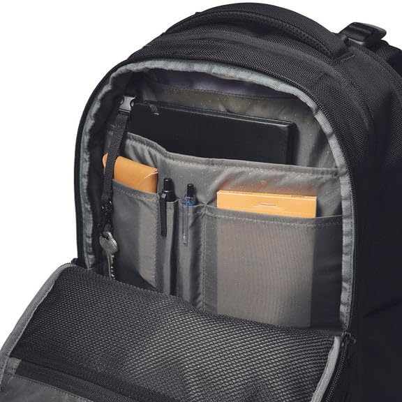 Incase Tracks Backpack 25L-Black