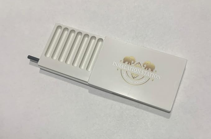 Inhalation Station White 7 Compartment/Slot Snuff Storage Box w/Built in Slim 3 Metal Straw Portable Travel Case