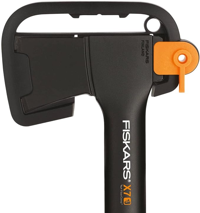 Fiskars Chopping Axe XS X7 Includes Storage and Carrying Case Length: 35.5 cm Non-Stick Coating High Steel Blade/Fibreglass Handle Black/Orange 1015618