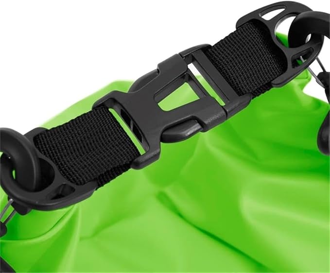 BOWERY HILL Contemporary PVC Dry Bag with Zipper 7.9 Gal Capacity Green and Black Finish Waterproof Lightweight Bag for Boating Surfing Outdoor Trips