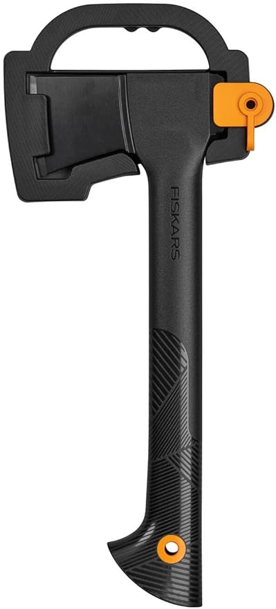 Fiskars Universal Axe Solid With protective cover Non-stick coated Steel/Plastic and Glass fibre handle Black/Orange A6 Length: 39 cm 652 g 1052046