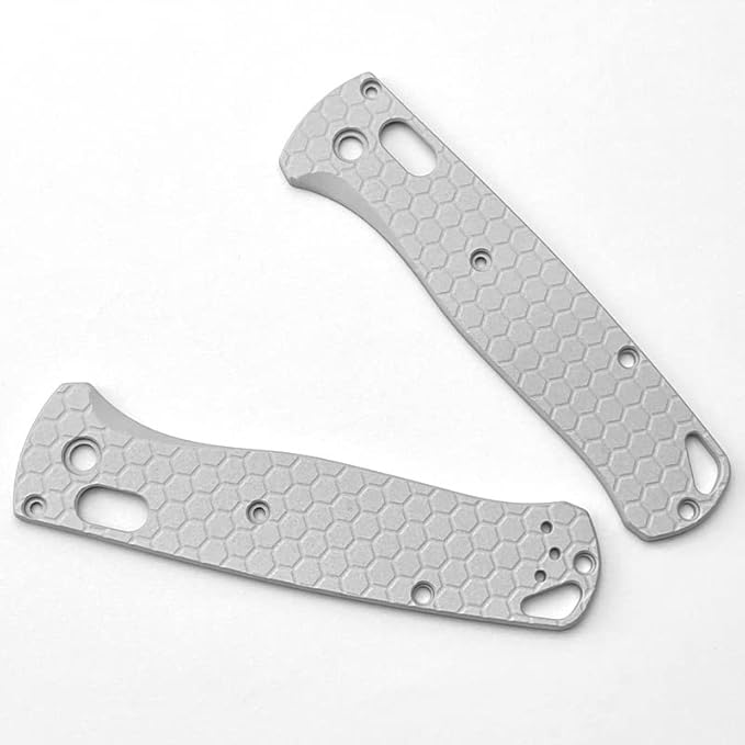 1 Pair Custom Aluminum Alloy Scales Fits for Bugout 535 CNC Handle Patch with Honeycomb Pattern DIY Accessory