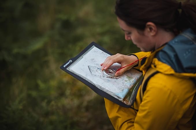 Lifeventure Waterproof Map Case Touch-Screen Compatible IPX7 Waterproof up to 1 metre for 30 Minutes