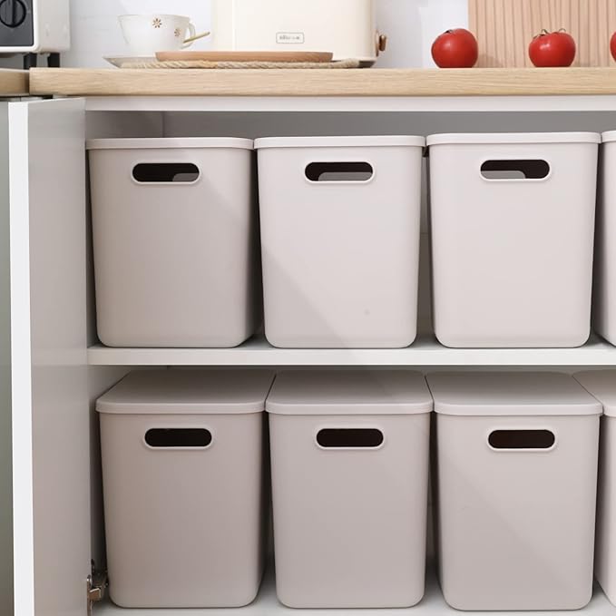 Yishyfier Plastic Storage Baskets With Lid Organizing Container Lidded Knit Storage Organizer Bins for Shelves Drawers Desktop Closet Playroom Classroom Office (4L Light grey)