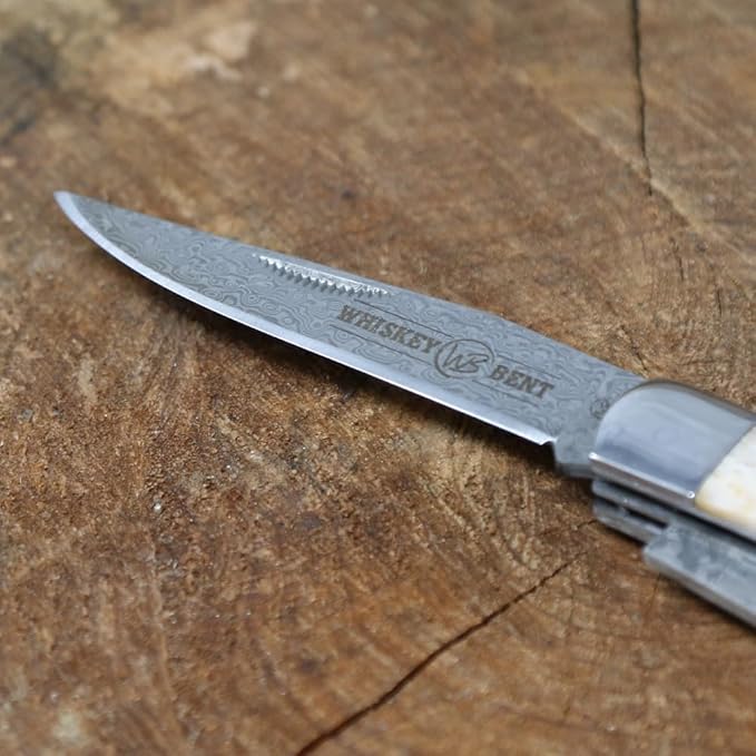 WHISKEY BENT HAT CO. Trapper &amp Locking Bullcutter Folding Pocket Knife 4.125 Closed Length 440C Stainless Steel Blades (Honey Badger - Damascus Blades)