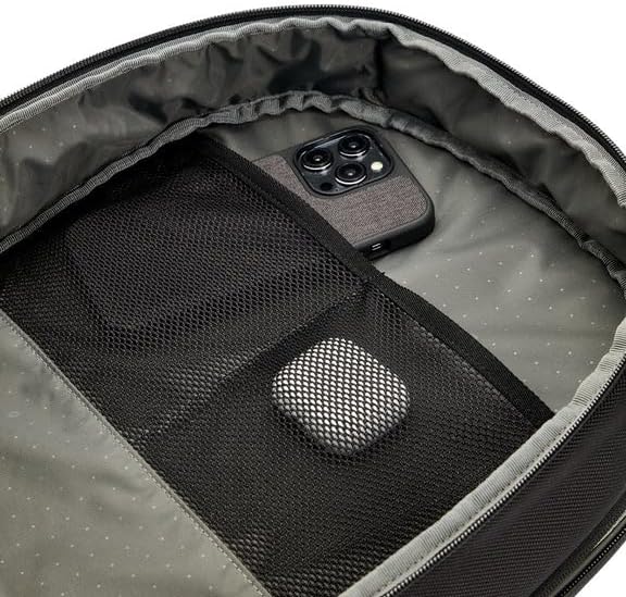Incase Tracks Backpack 25L-Black