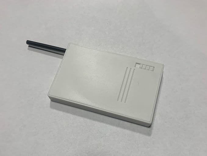 Inhalation Station White 7 Compartment/Slot Snuff Storage Box w/Built in Slim 3 Metal Straw Portable Travel Case