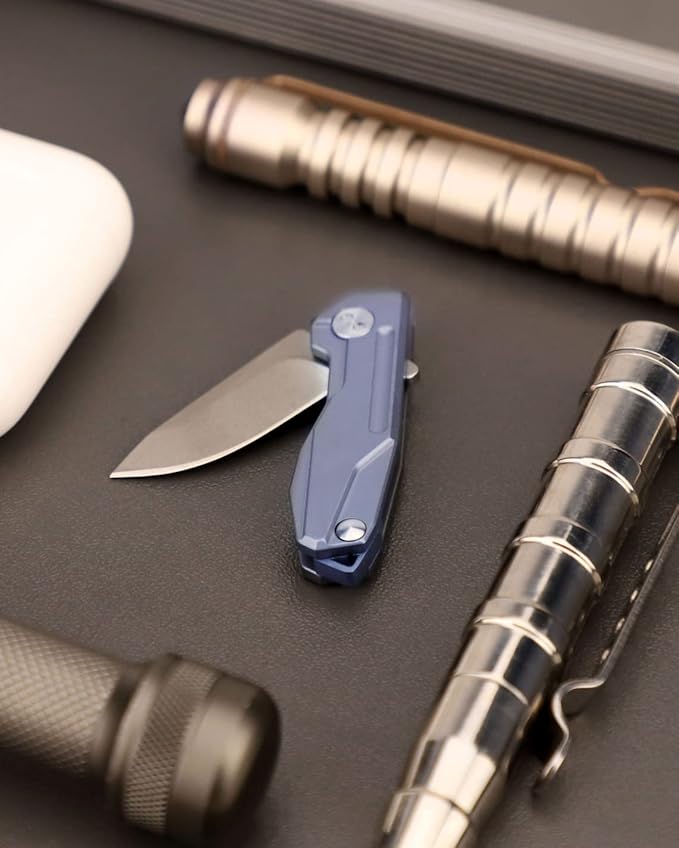 Samior HY002 Ultra Small Little Folding Pocket Flipper Knife 1.3” D2 Damascus Blade Blue Titanium Handle with Frame Lock Mini EDC Keychain Necklace Knives (Blue)