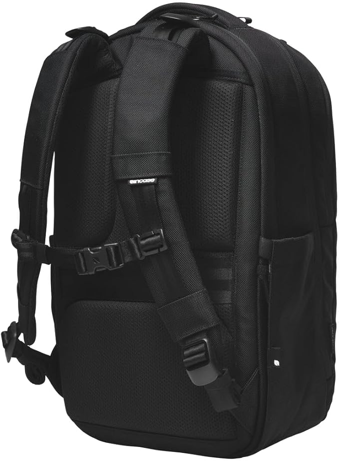 Incase Tracks Backpack 25L-Black