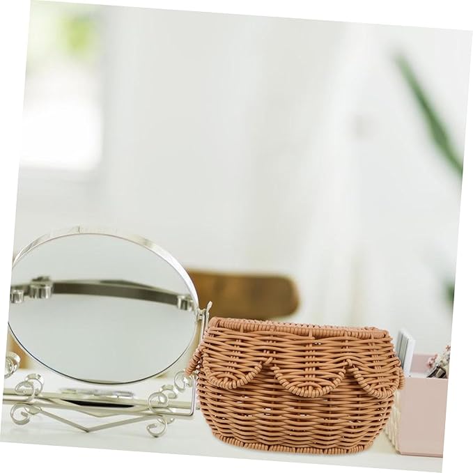 Cabilock Scalloped Wicker Storage Bin with Lid Handwoven Seagrass Basket for Blanket Storage Covered Household Organizer Basket Box for Shelf and Wardrobe