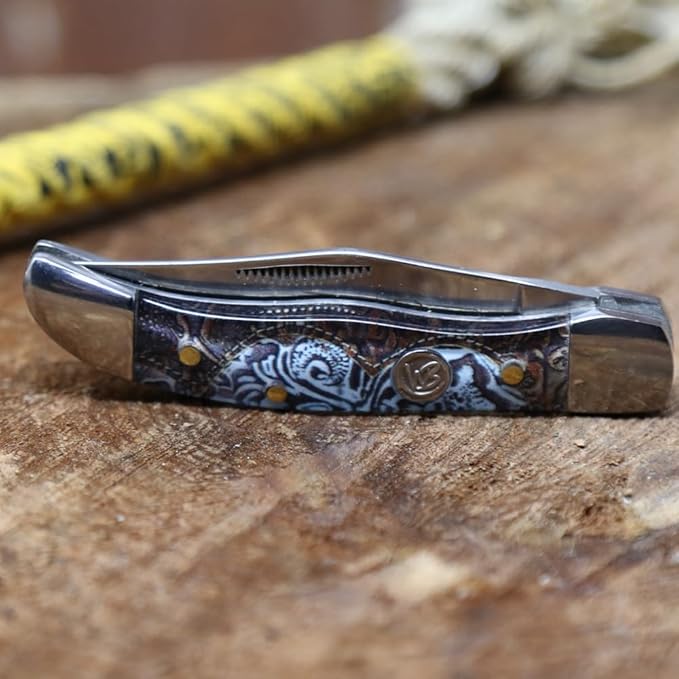 WHISKEY BENT HAT CO. Mini Hunter Folding Pocket Knife 2.75 Closed Length 440C Stainless Steel Blade (Tooled Country)