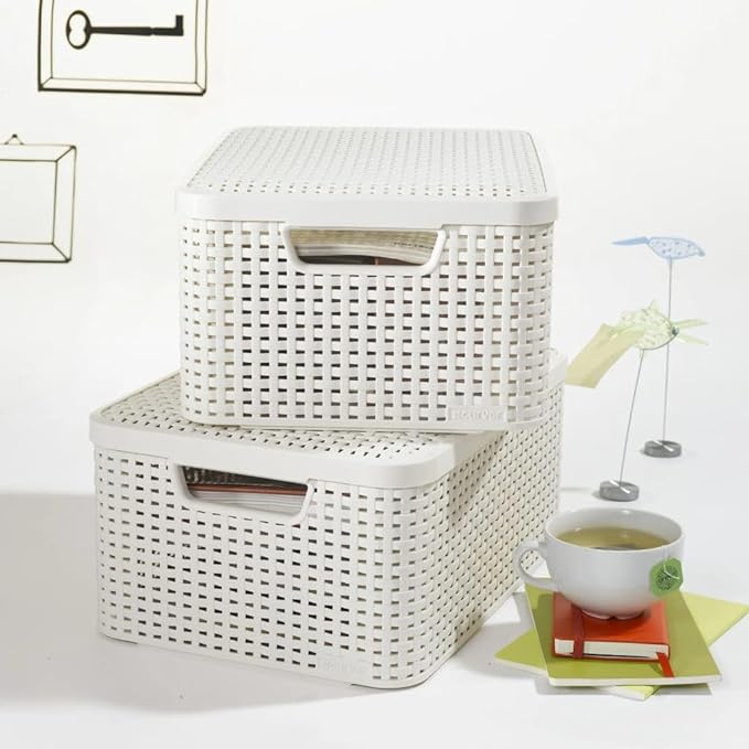 Curver Storage Box with Lid Rattan Look Plastic Storage Basket 39.3 x 29.3 x 18.7 cm Stackable Ecru