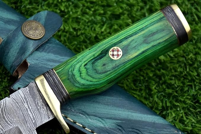 8-Inch Hand-Forged Damascus Steel Hunting Knife Fixed Blade Skinning Design with Leather Sheath Multicolor Wood Handle Brass Guard Twist Pattern Blade for Camping (Green)