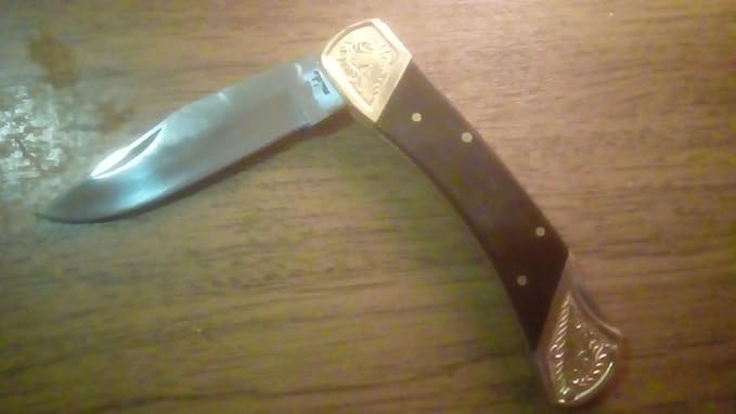The Whitetail Bear Claw Lock Back Folding Knife