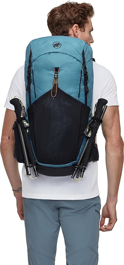 Mammut Ducan Backpack - Unisex Outdoor Backpack for Hiking Running and Everyday Adventures Sapphire Black 32L