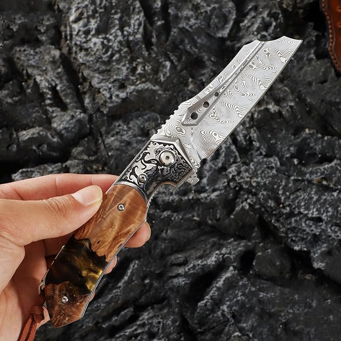 Japan Handmade Damascus steel steel Folding Pocket Knife3.5 in High hardness bladeFrame LockWith Leather Sheathresin and Maple handleMountaineering go fishing hunting Adventure Knifee