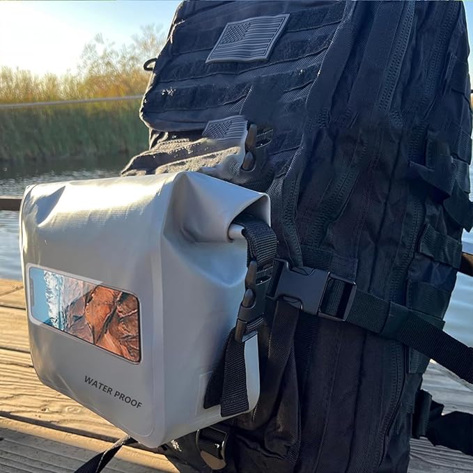 Large Capacity Lightweight PVC Dry Bag Casual Crossbody Bags for Hiking Beach Trip and Water Sports Gears Protecting Camping Dry Bag