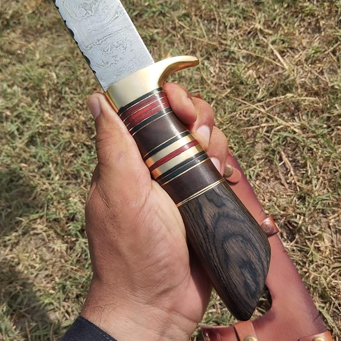 Custom Handmade Viking Hatchet Axe 216+ Layers Damascus Steel Bearded - Camping - Battle - Tomahawk Axes with Leather Sheath