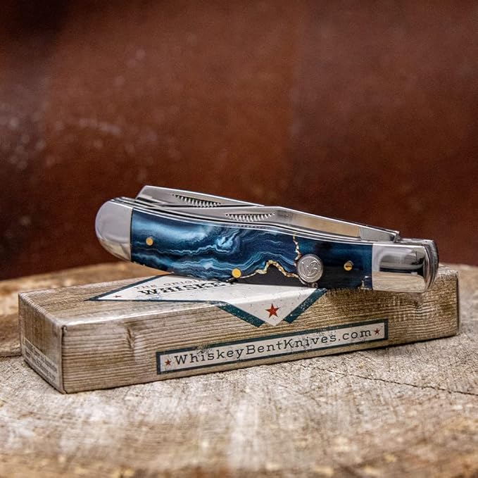 WHISKEY BENT HAT CO. Traditional Trapper Folding Pocket Knife 4.125 Closed Length 440C Stainless Steel Blades (Gold Rush)