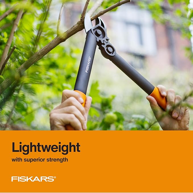 Fiskars 15-Inch PowerGear Loppers Sharp Steel Blade Bush and Tree Trimmer Cuts up to 1.25-Inch Diameter Branches Rust Resistant and Lightweight Pruner Yard Tools for Gardening