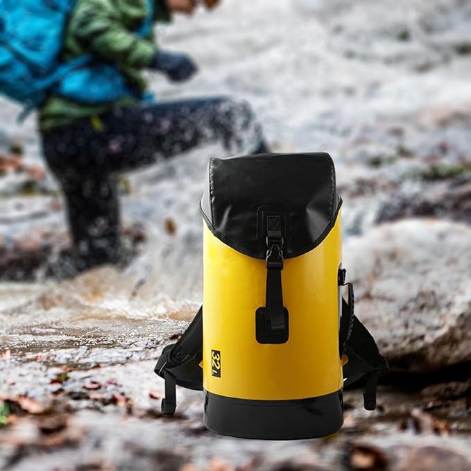 predolo Dry Storage Bag for Outdoor Use with Backpack Design for Kayaking and Sailing 32 L