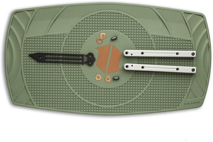 Blade HQ Large Silicone Knife Utility Takedown &amp Repair Shop Mat | Solder &amp Organize Knives Guns and Electronic Components - Heat Resistant (Desert Warrior)