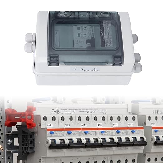 2 String PV Combiner Box IP65 Solar Disconnect Switch with 40A Circuit Breaker 1000V for Solar Panels