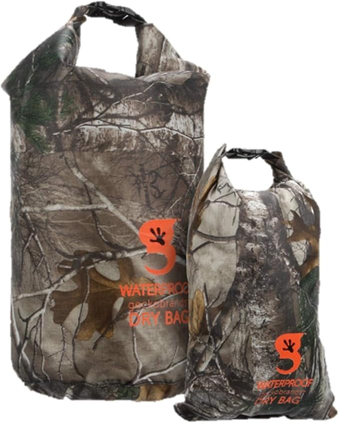geckobrands Lightweight Compression Dry Bags 2-Pack - Realtree Waterproof 8.8L &amp 4L Bags for Hunting Fishing and Outdoor Gear