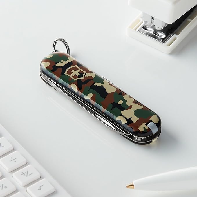 Victorinox Classic SD Swiss Army Knife Compact 7 Functions Swiss Made Pocket Knife with Small Blade Screwdriver and Key Ring - Camouflage