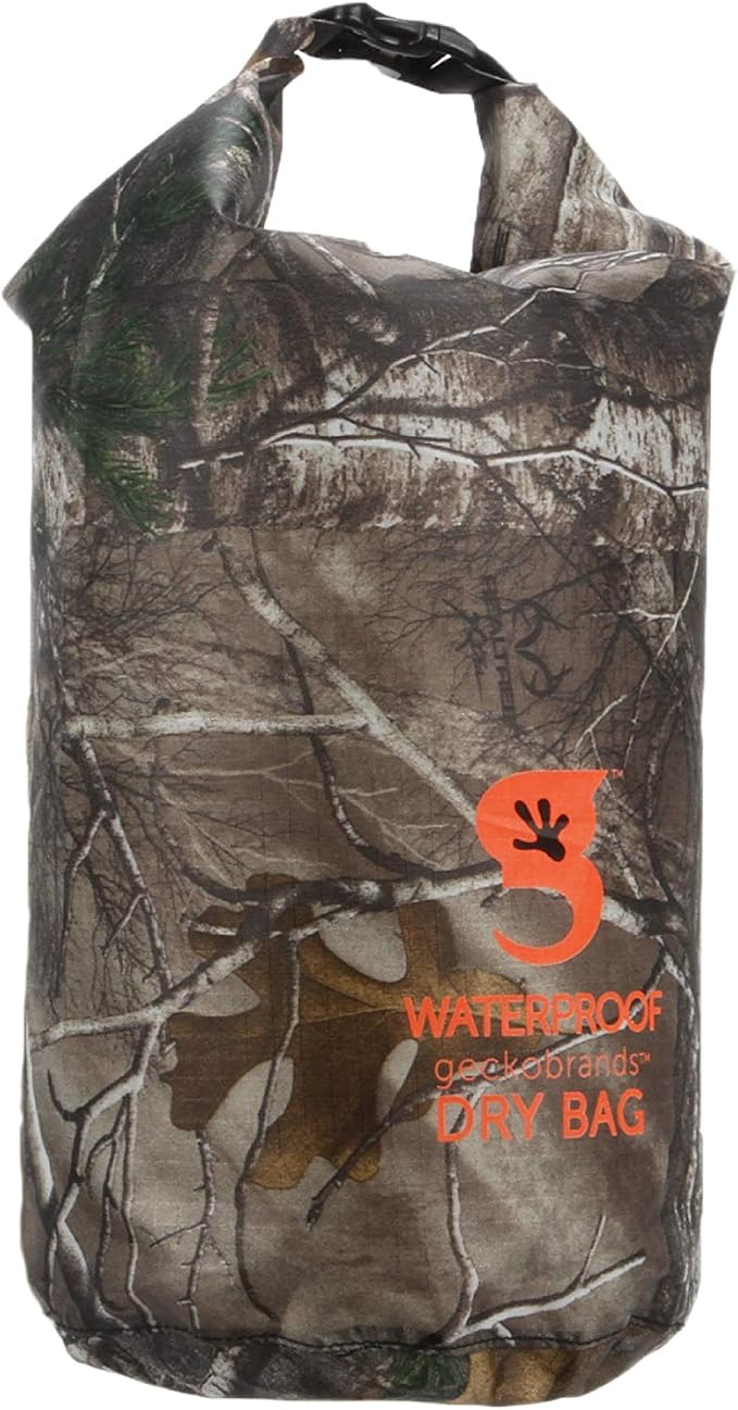 geckobrands Lightweight Compression Dry Bags 2-Pack - Realtree Waterproof 8.8L &amp 4L Bags for Hunting Fishing and Outdoor Gear