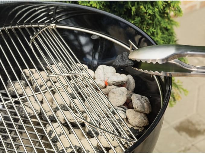 Weber Original Kettle Premium Charcoal Grill 22-Inch Green – Outdoor BBQ Grill with Built‑In Thermometer Heat Control Dampers &amp One‑Touch™ Cleaning System
