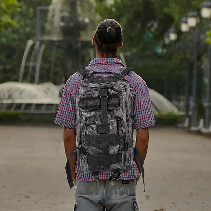 Toyvian Outdoor Tactical Backpack 3p Shoulder Backpack Large Capacity Mountaineering Bag with Snake Pattern Black for Camping Hiking Outdoor Sports