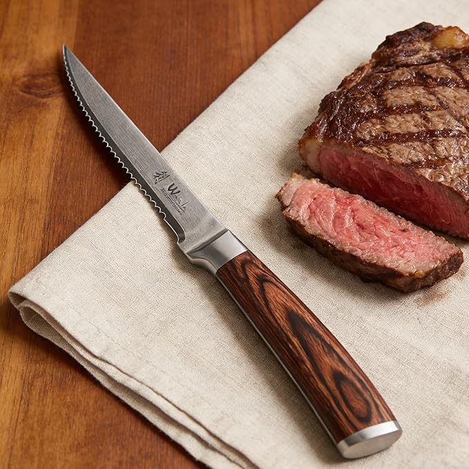 Wakoli EDIB 4-Piece Damascus Steak Knife Set – Professional Dining Kitchen Knives with VG10 Core Blades 67-Layer Damascus Steel &amp Ergonomic Pakkawood Handles – Premium Steak Cutlery in Gift Box