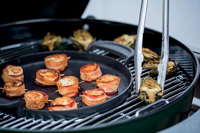 Weber Master-Touch Charcoal Grill 22-Inch Spring Green – Premium Outdoor BBQ Grill with Tuck-Away Lid Holder &amp One‑Touch™ Cleaning System Porcelain‑Enameled Kettle