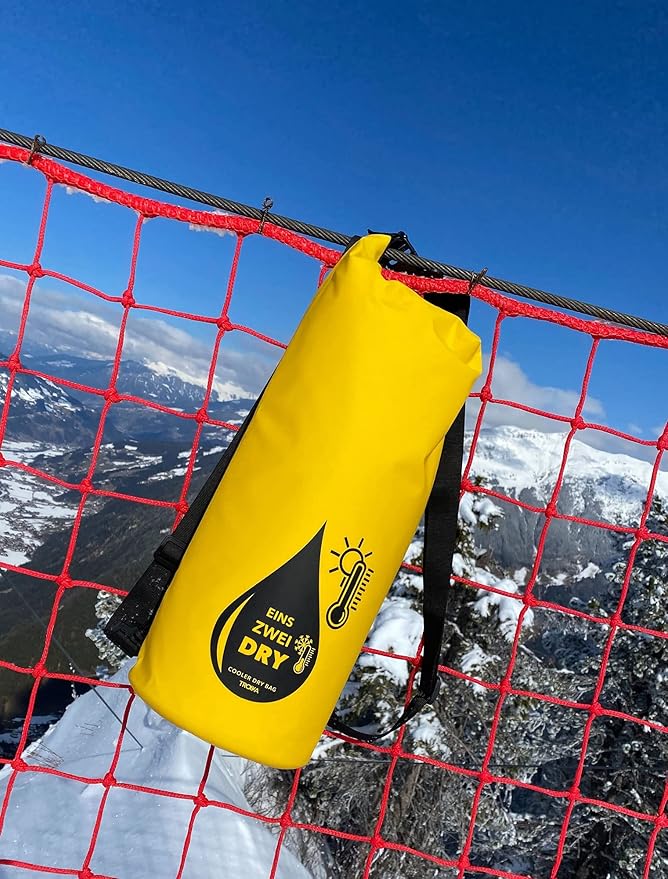 Troika 1-2-Dry Bag – RUC03/GY – Outdoor-Rucksack mit Kühlfunktion und Roll-Top – für Wassersport Angeln Schwimmen Wandern Camping – wasserdicht – PVC Tarpaulin – gelb schwarz