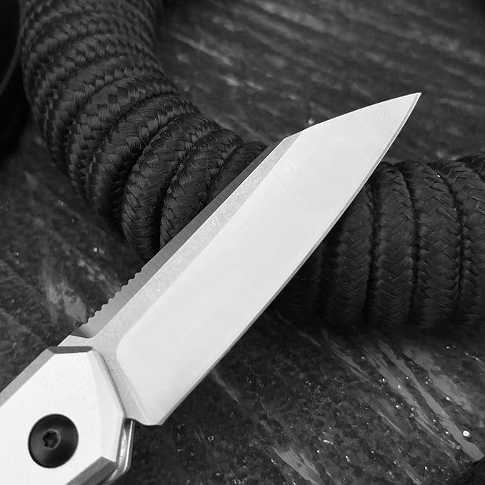 Compact Folding Knife 2.95 Inches Reverse Tanto Blade. T6 Aluminum Embedded with Carbon Fiber Handle. Suitable for Outdoor Camping EDC Fishing Tools Men's Gift.