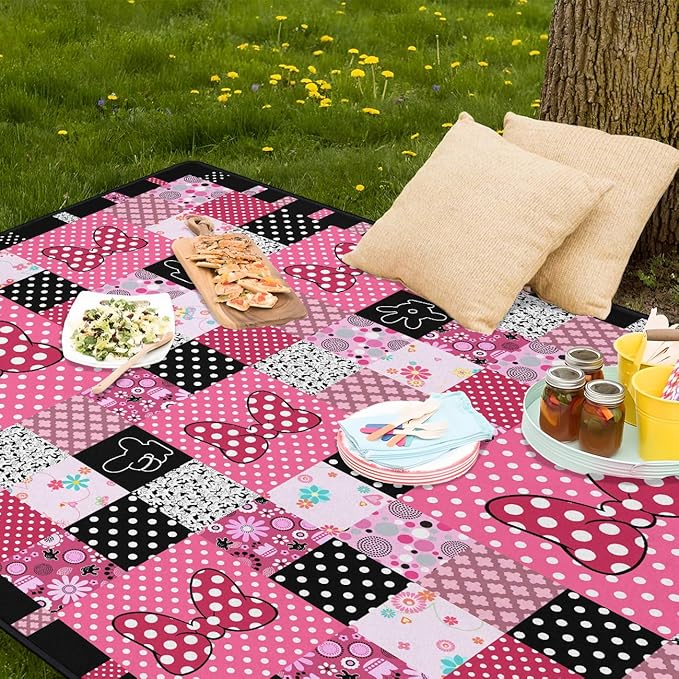 Pink Picnic Blankets Waterproof Foldable 60″X80″ Checkered Thick Picnic Mat Outdoor Blanket for Grass Cute Beach Blanket Sandproof Picnic Accessories for Camping Party Park Girls Gifts