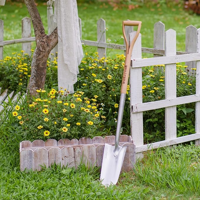 Berry&ampBird Trenching Shovel Garden Drain Spade Shovel with Wood Handle 42.5 Stainless Steel Gardening Planting Spade Heavy Duty Root Cutter Shovel Trench Shovel for Digging Transplanting &amp