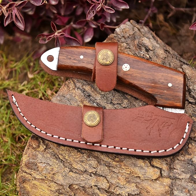 Exquisite Damascus steal Ulu Knife - Handcrafted for Precision Cutting and Chopping