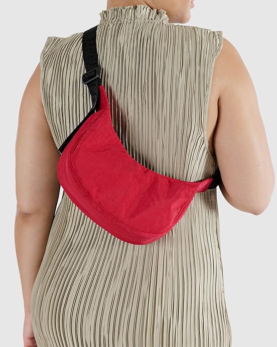 BAGGU Small Nylon Crescent Bag