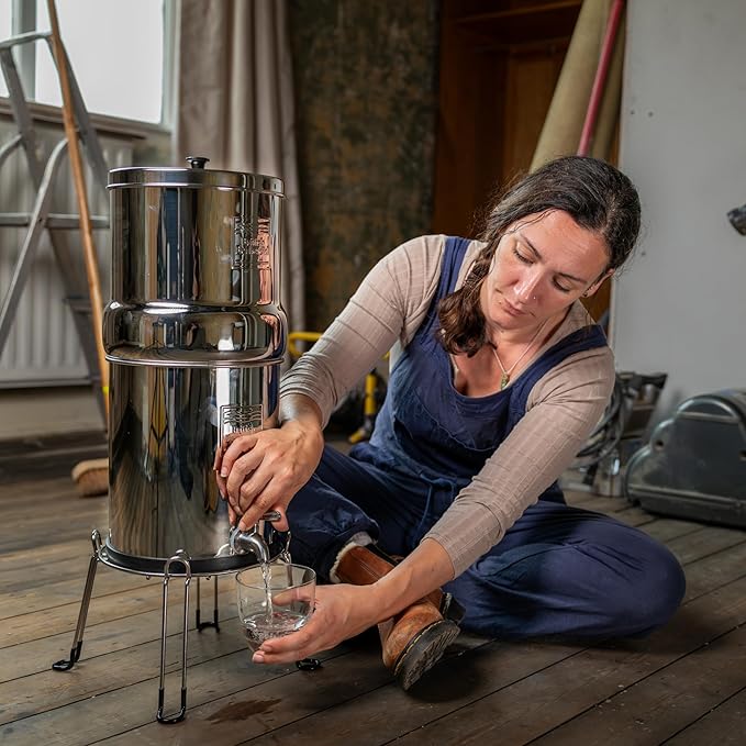 British Berkefeld Doulton 3.17 Gallon W9361137 Countertop Gravity-Fed Water Filtration System Using Ultra Sterasyl Ceramic Filter Candles