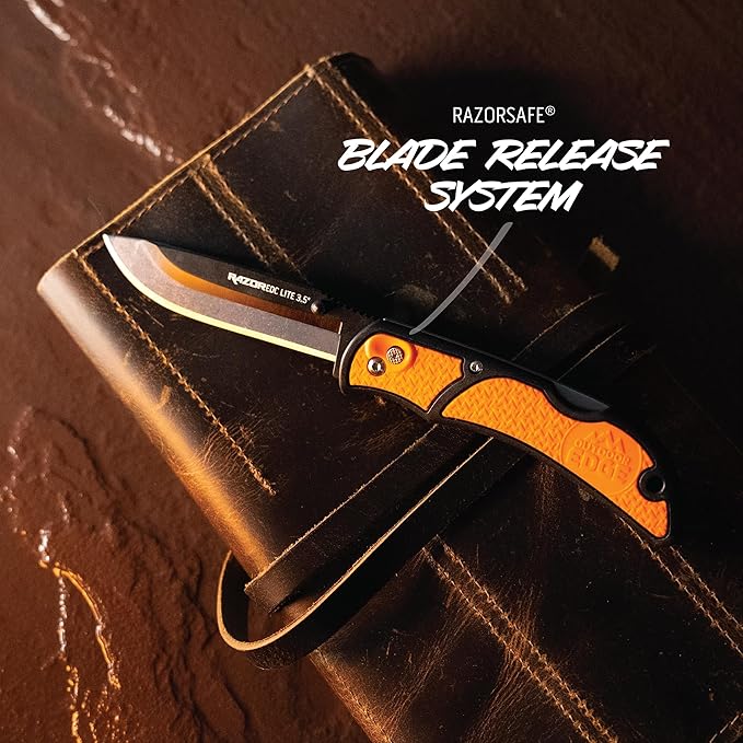 OUTDOOR EDGE 3.5 RazorLite EDC Knife. Pocket Knife with Replaceable Blades and Clip. The Perfect Hunting Blade for Skinning Deer. Blaze Orange with 6 Blades