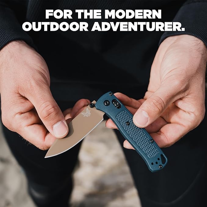 Benchmade - Bugout Outdoor EDC Folding Knife Slim Lightweight Plain Edge Drop-Point Blade CPM-S30V Stainless Steel (58-60HRC) Grivory Handle (535FE-05)