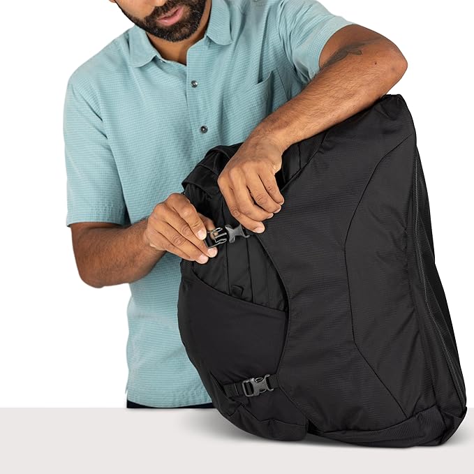 Osprey Farpoint 55L Men's Travel Backpack - Carry On Bag with Personal Item Sized Detachable Daypack Black