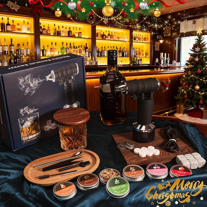 Electric Cocktail Smoker Kit - Rechargeable Whiskey Smoker Kit with Smoking Gun Old-Fashioned Bourbon Smoker Cold Smoker Food Smoke Gun Smoked Drink infuser 6 Wood ChipsButane Not requiredBlack