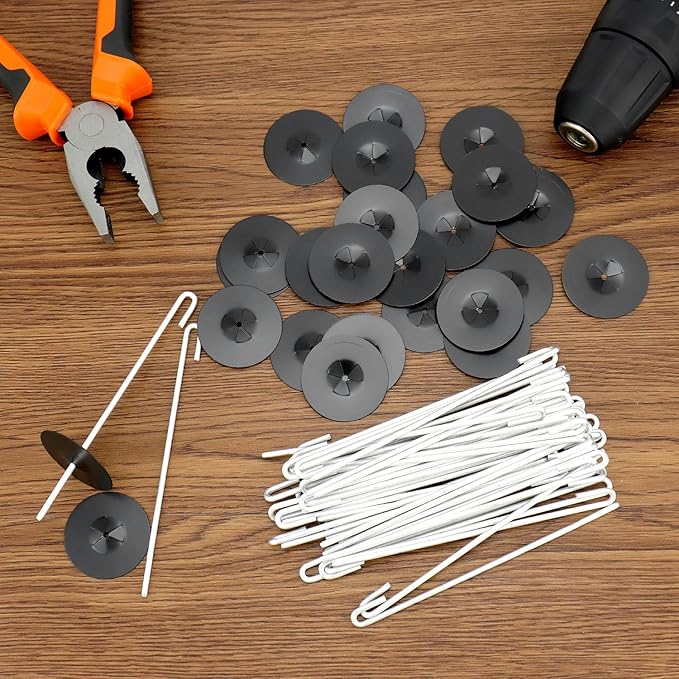 QWORK 200-Pack Stainless Steel Solar Panel Guard Clips with Self-Locking Washers and J Hooks –UV-Protected Animal Guard Fastener Clips for Bird Wire &amp Pigeon Fencing 38mm Clip Width