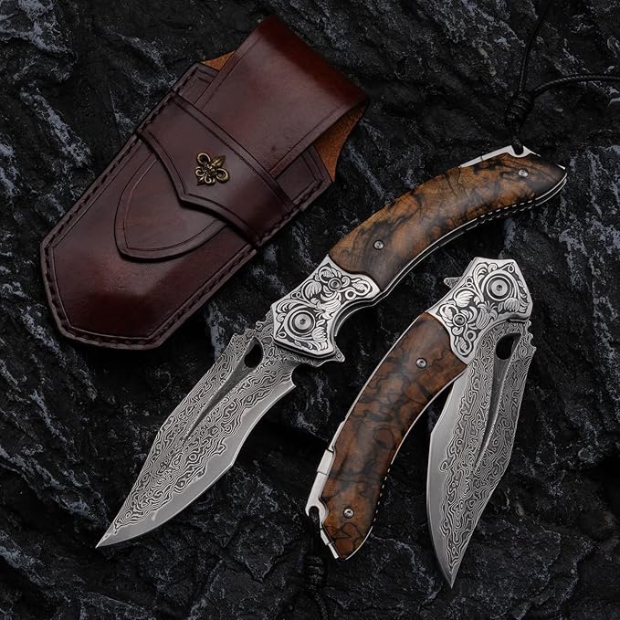 Handmade Japanese VG10 Damascus Steel Folding Knife Wild survival pocket knife Maple Liner Lock Handle EDC Pocket Knives for Men Outdoors Camping Fishing
